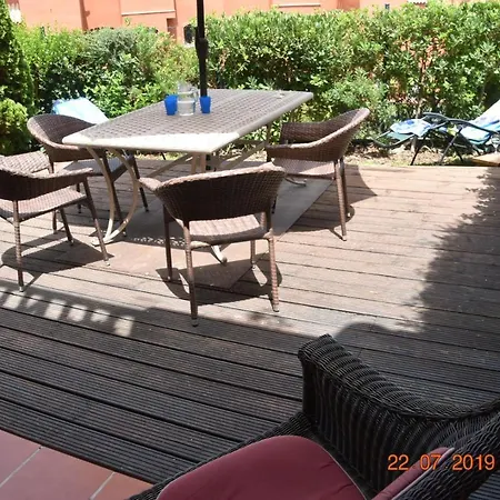 Luxury 2-bedrooms & Bathrooms Appartement *