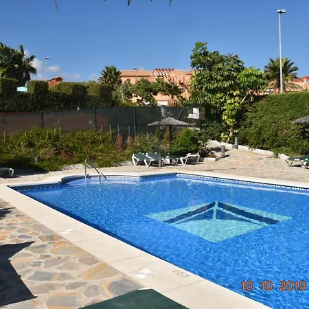 Luxury 2-bedrooms & Bathrooms * Estepona